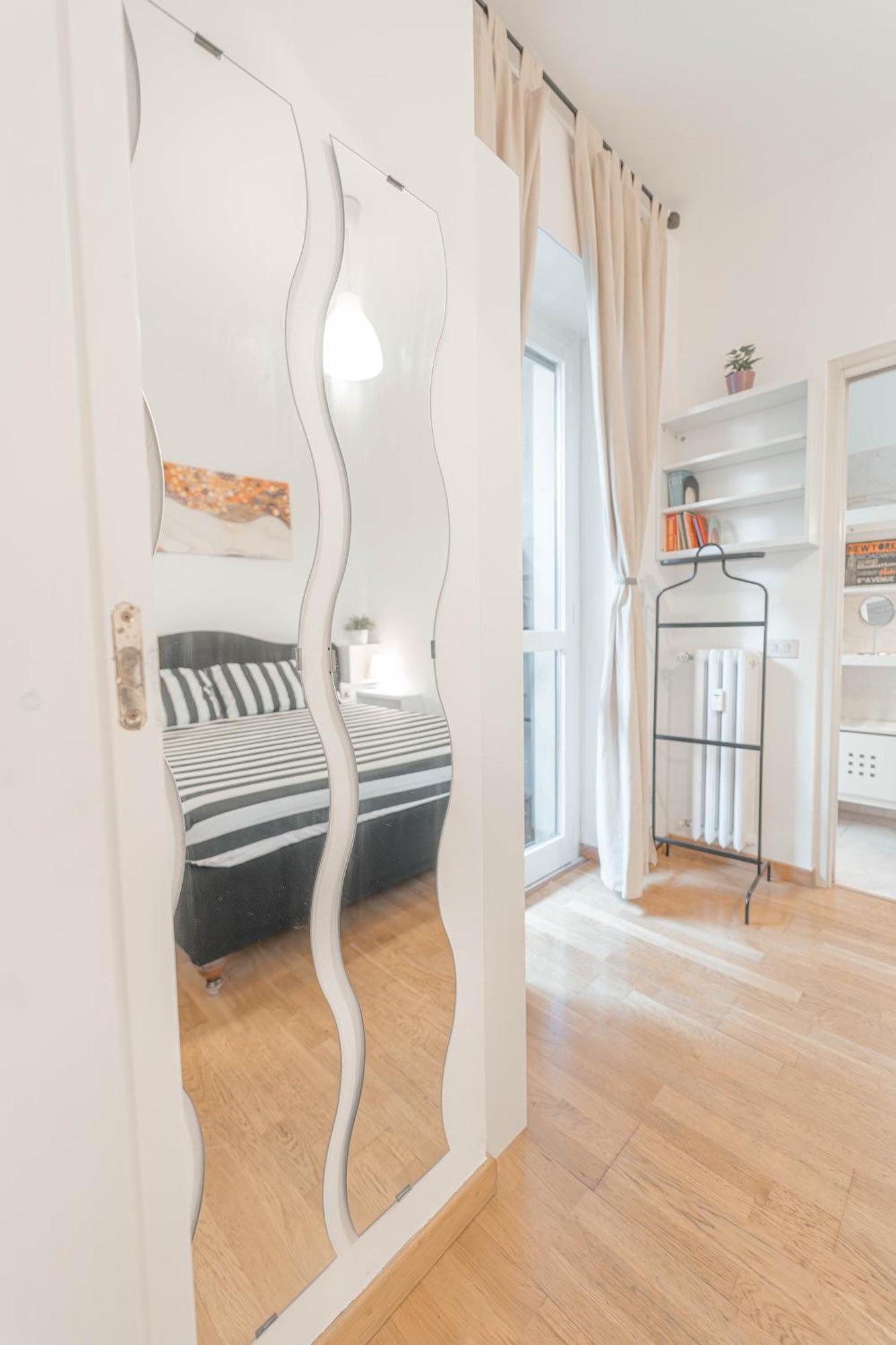 Solari New Apt Milan Extérieur photo